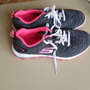 sketchers memory foam